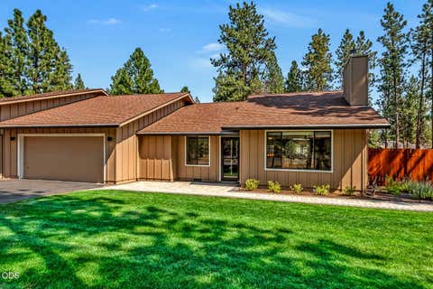 Photo of 69231 Lariat, Sisters, OR 97759 (MLS # 220227121)