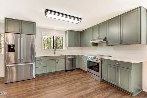 Tiny photo for 69231 Lariat, Sisters, OR 97759 (MLS # 220227121)