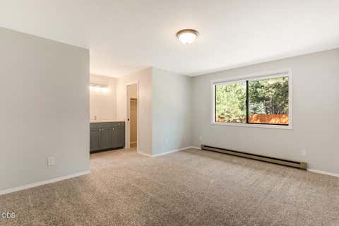 Tiny photo for 69231 Lariat, Sisters, OR 97759 (MLS # 220227121)