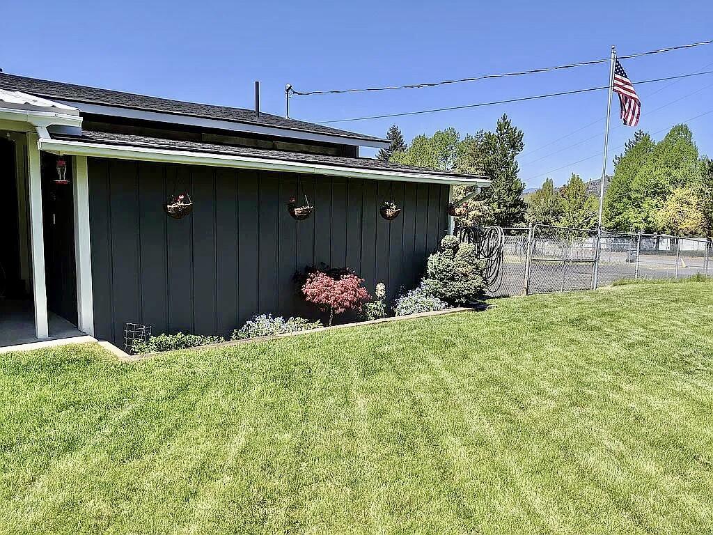 Pine Grove Ponderosa - Residential