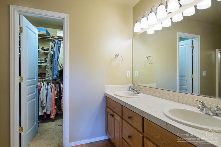 Hollow Pine Estate - Residential