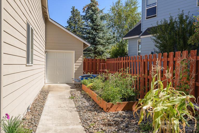 Hollow Pine Estate - Residential