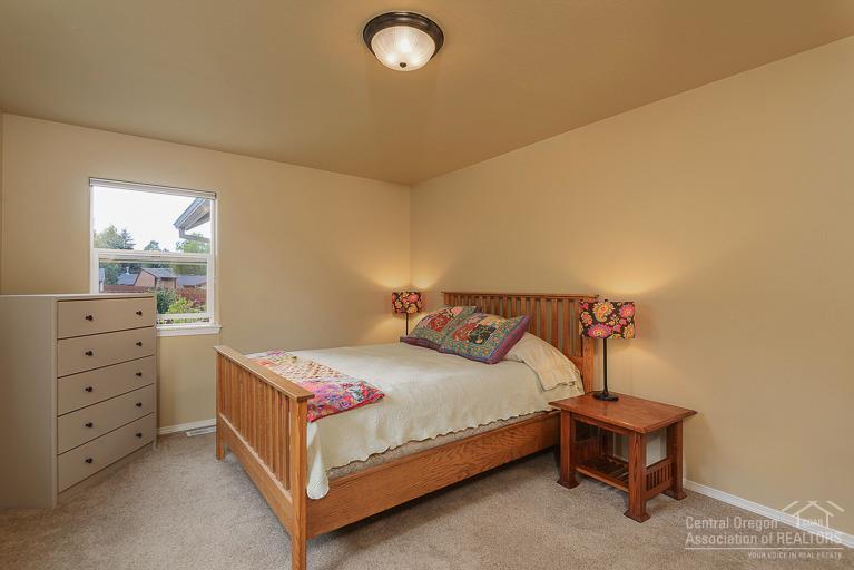 Hollow Pine Estate - Residential