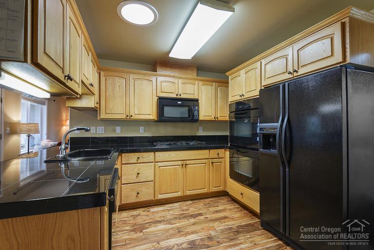 Hollow Pine Estate - Residential