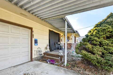 Tiny photo for 1441 Jasper Street, Medford, OR 97501 (MLS # 220214393)