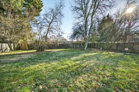 Tiny photo for 1441 Jasper Street, Medford, OR 97501 (MLS # 220214393)