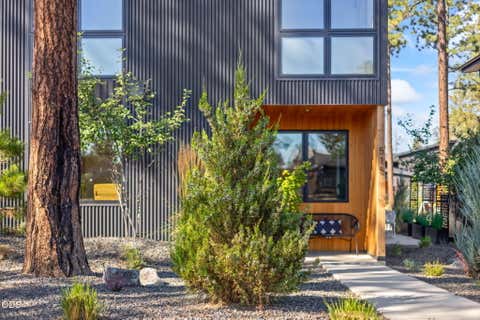 Tiny photo for 515 N Pine Street, Sisters, OR 97759 (MLS # 220227114)