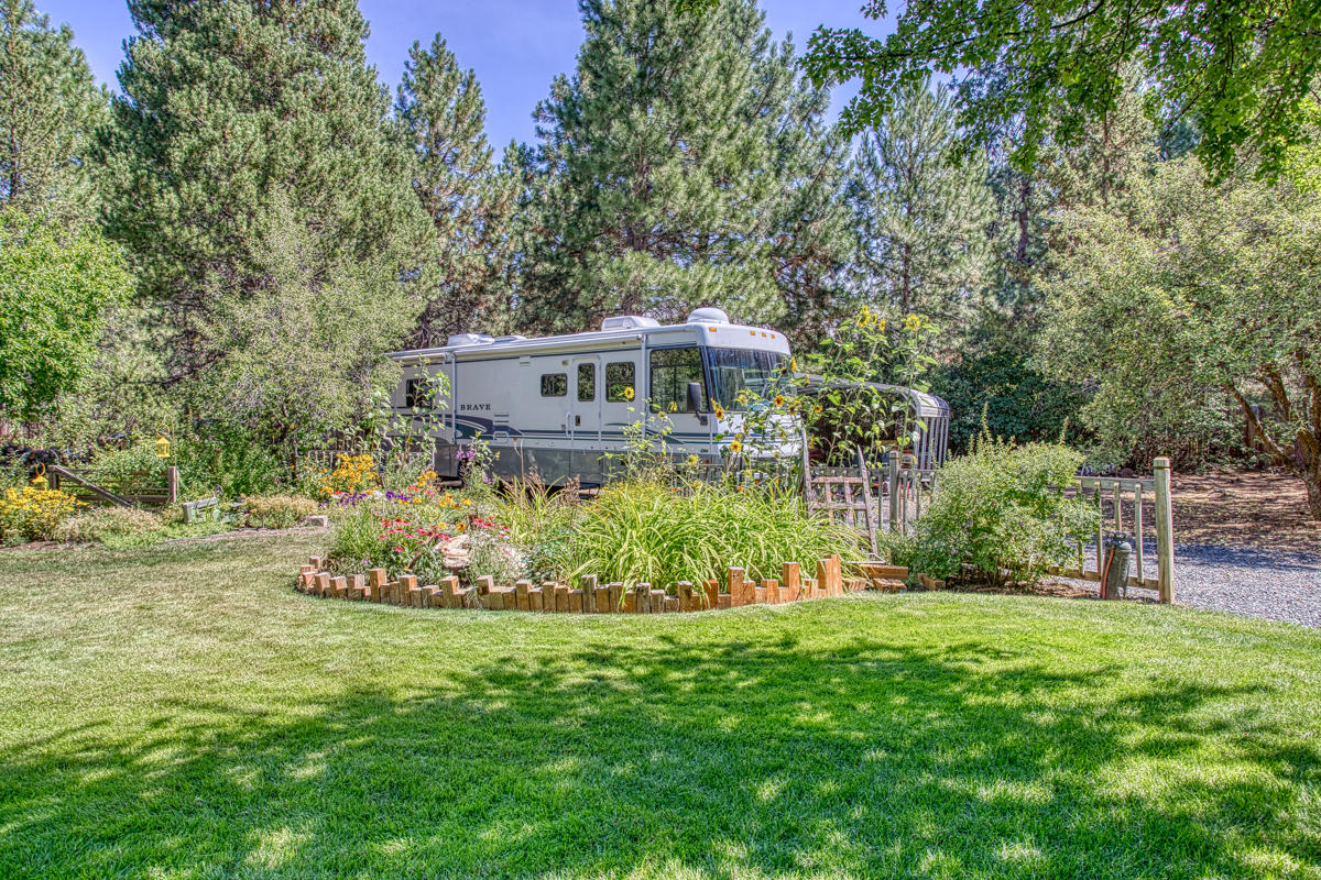 Goldenrain - Residential