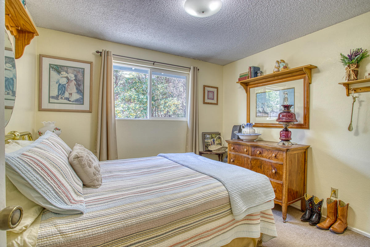 Goldenrain - Residential