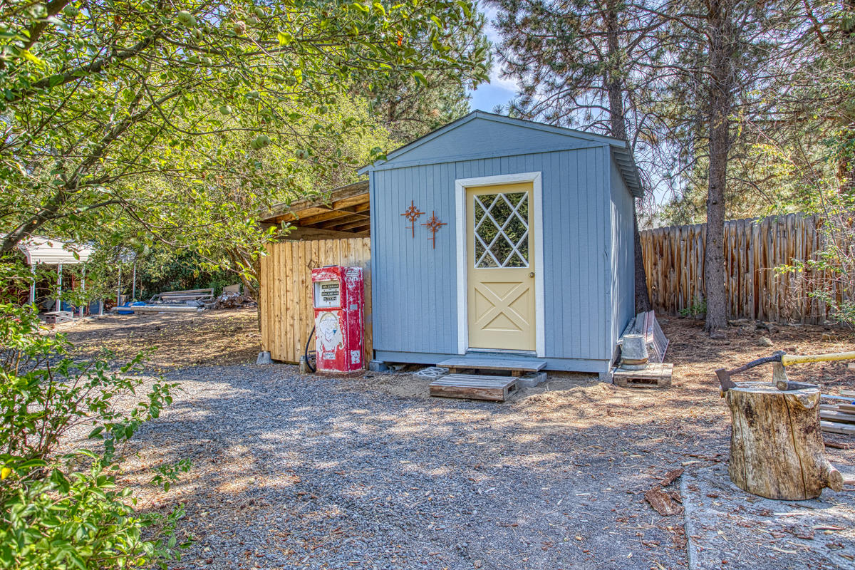 Goldenrain - Residential