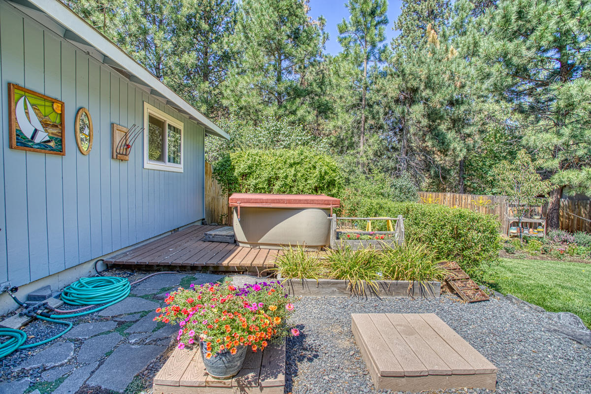 Goldenrain - Residential