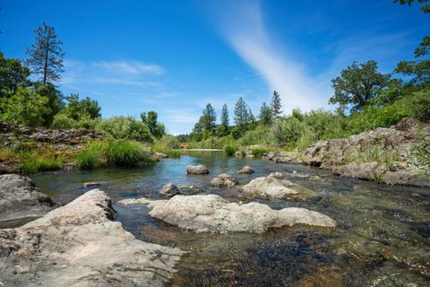 Tiny photo for 2275 Galice Road, Merlin, OR 97532 (MLS # 220215127)