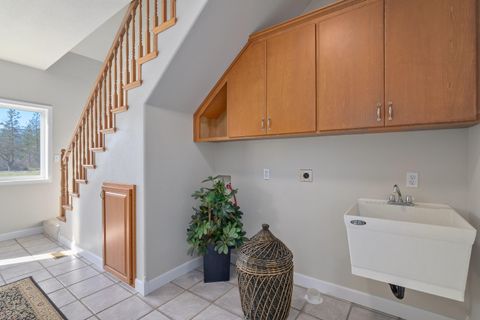 Tiny photo for 2275 Galice Road, Merlin, OR 97532 (MLS # 220215127)