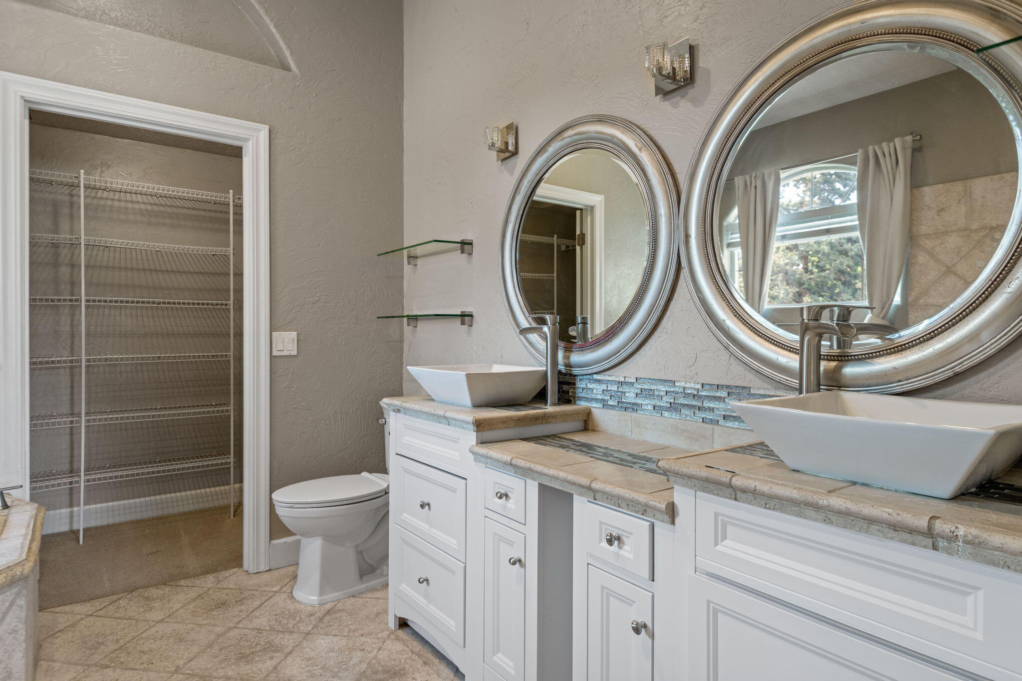 Oak Tree - Residential