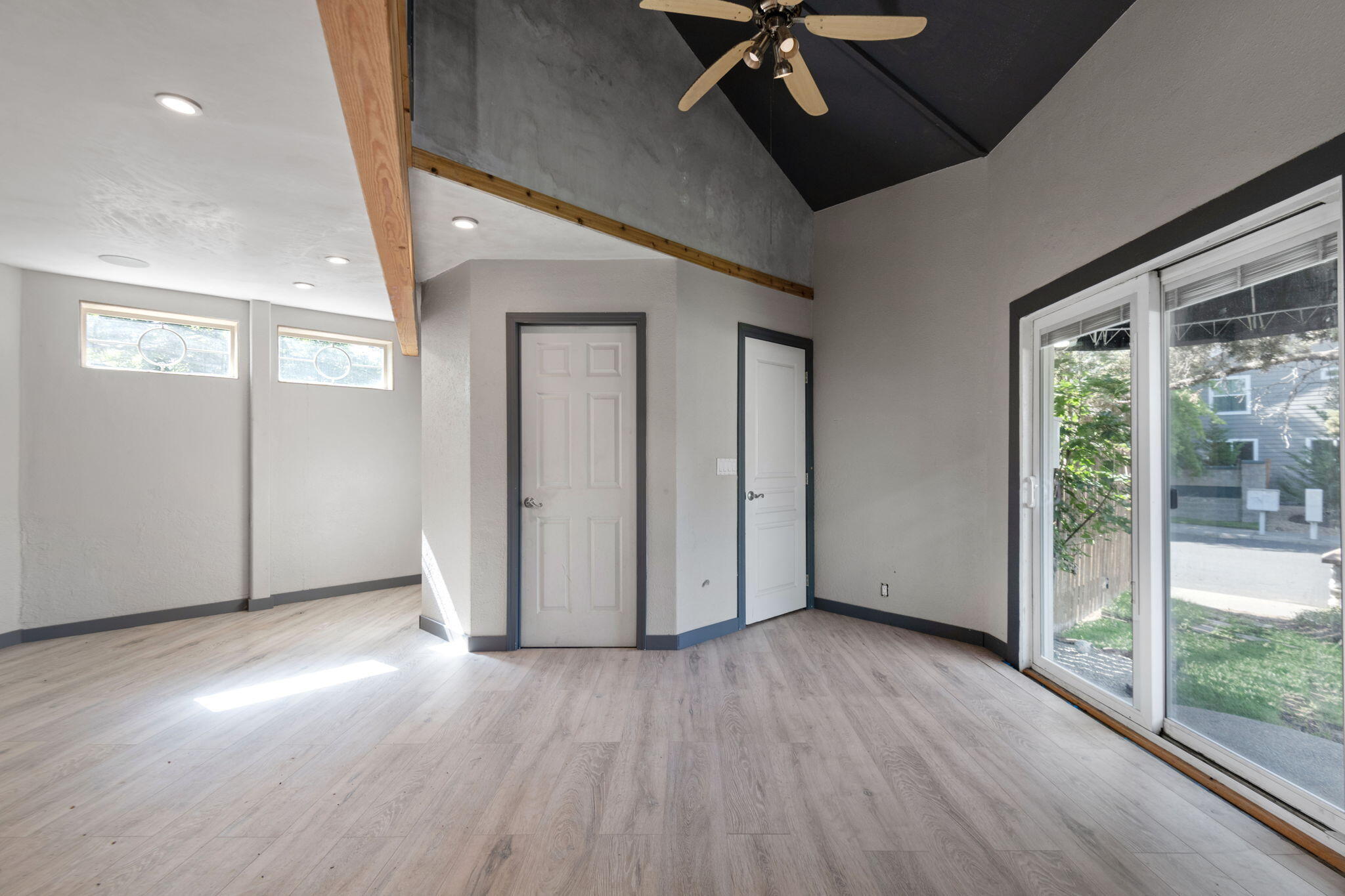 Oak Tree - Residential