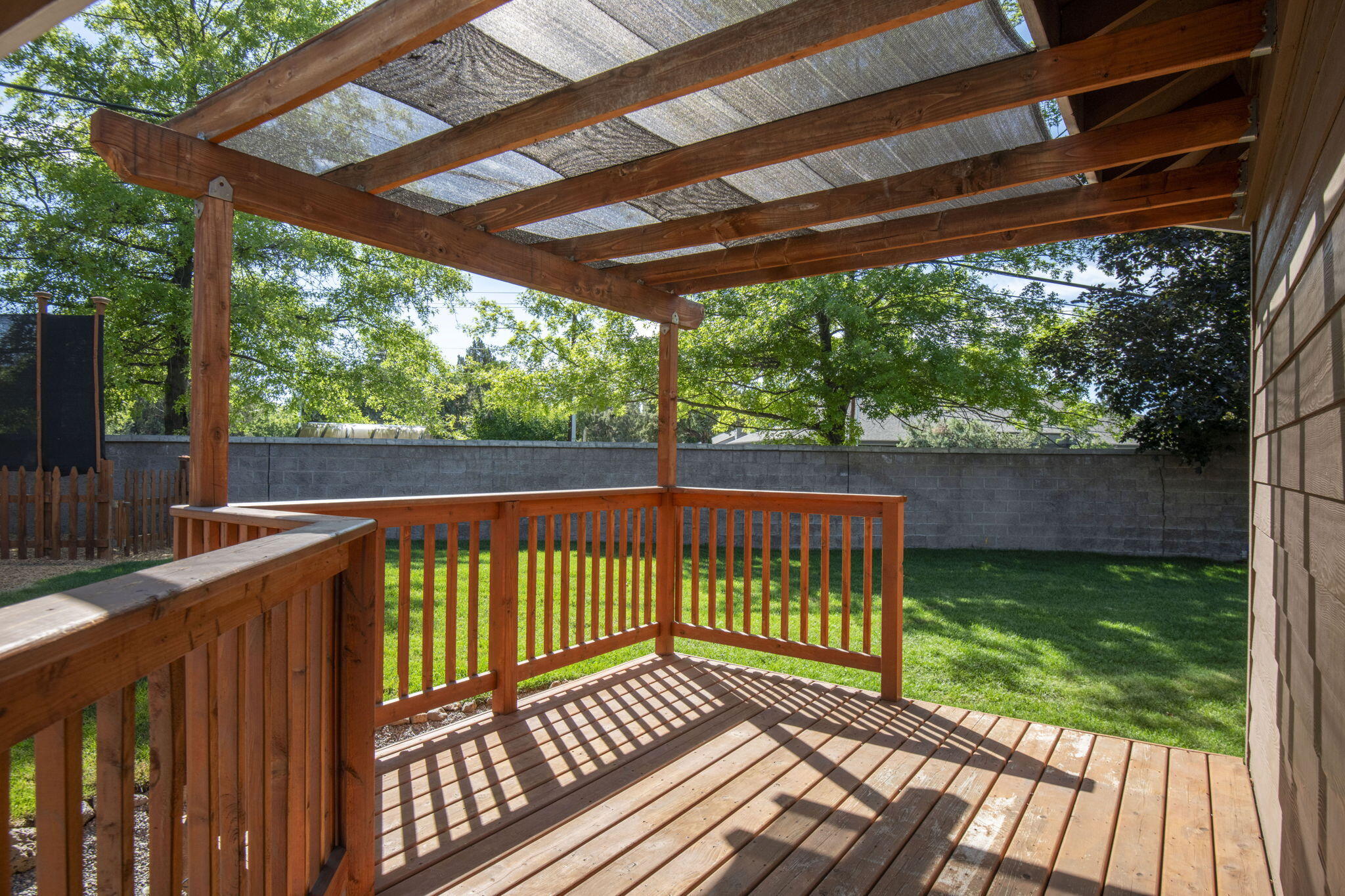 Oak Tree - Residential