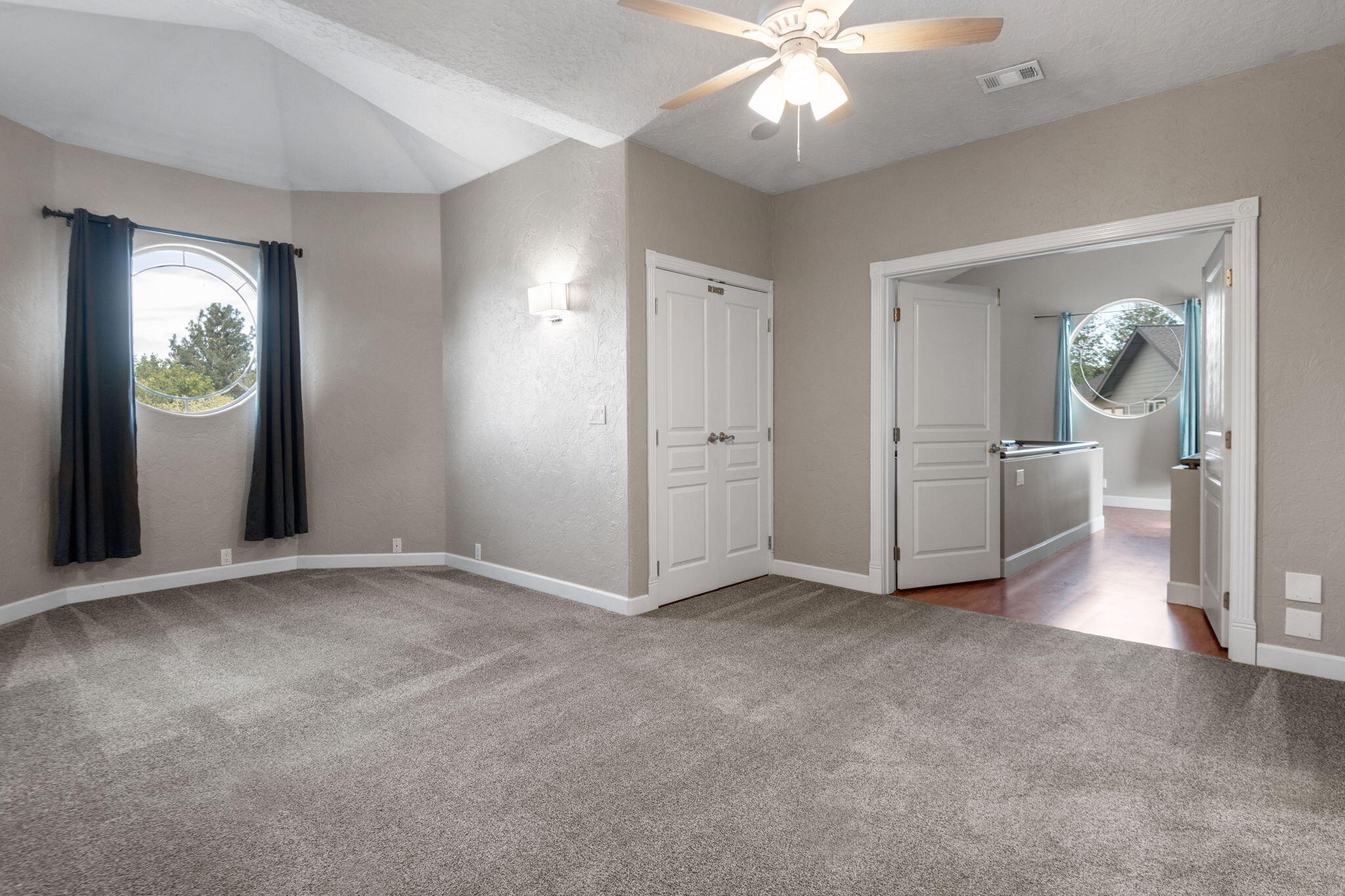 Oak Tree - Residential