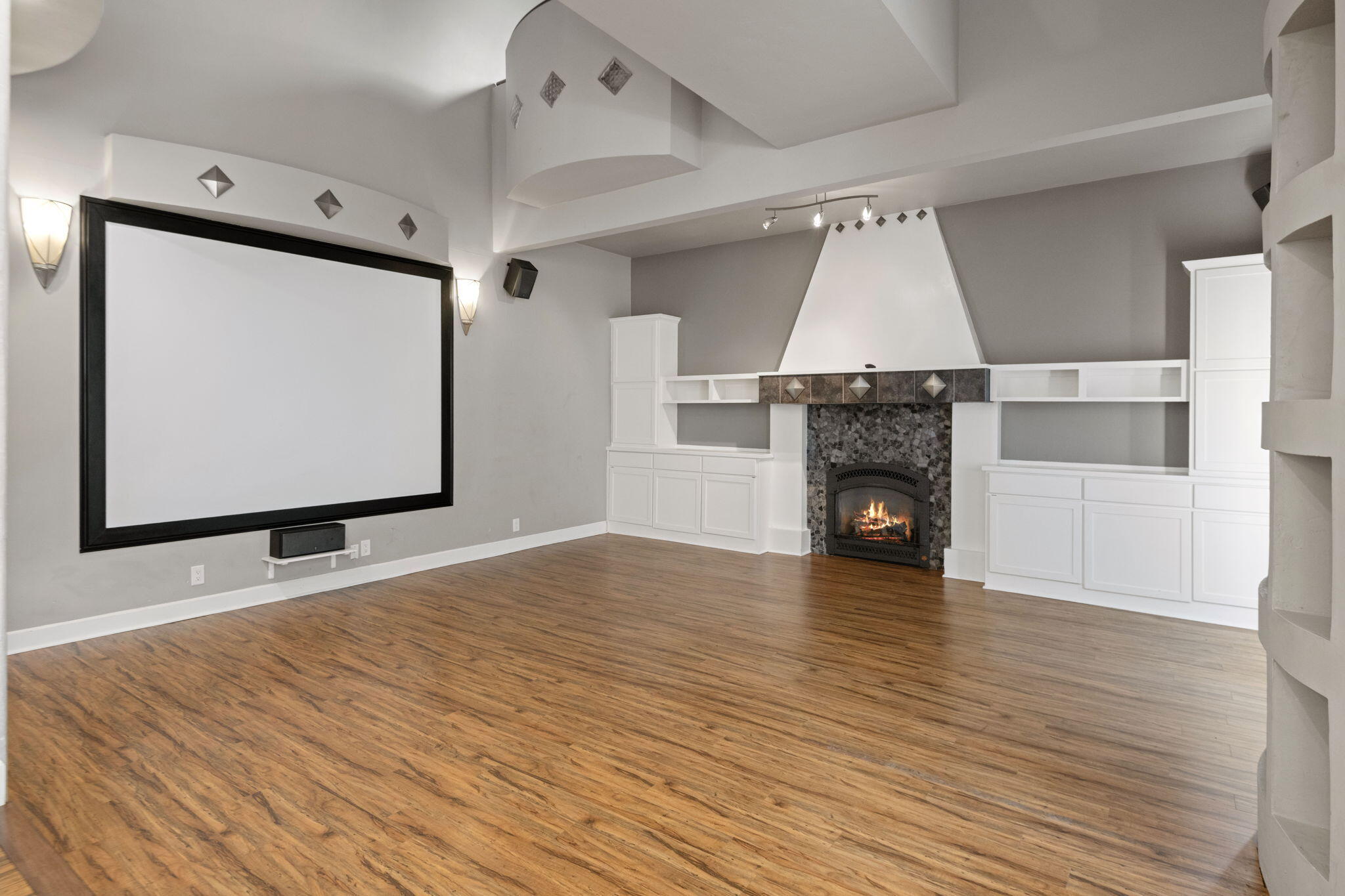 Oak Tree - Residential