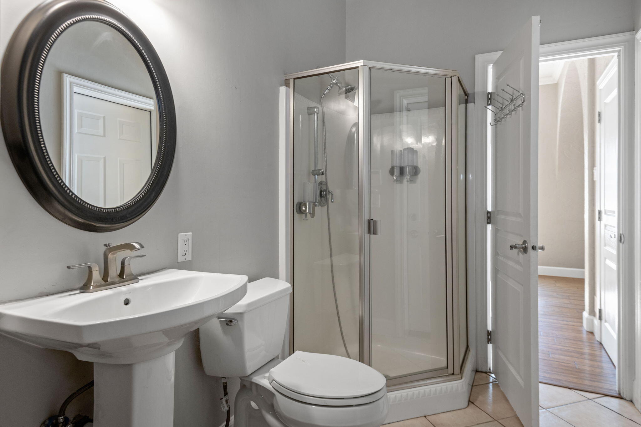 Oak Tree - Residential