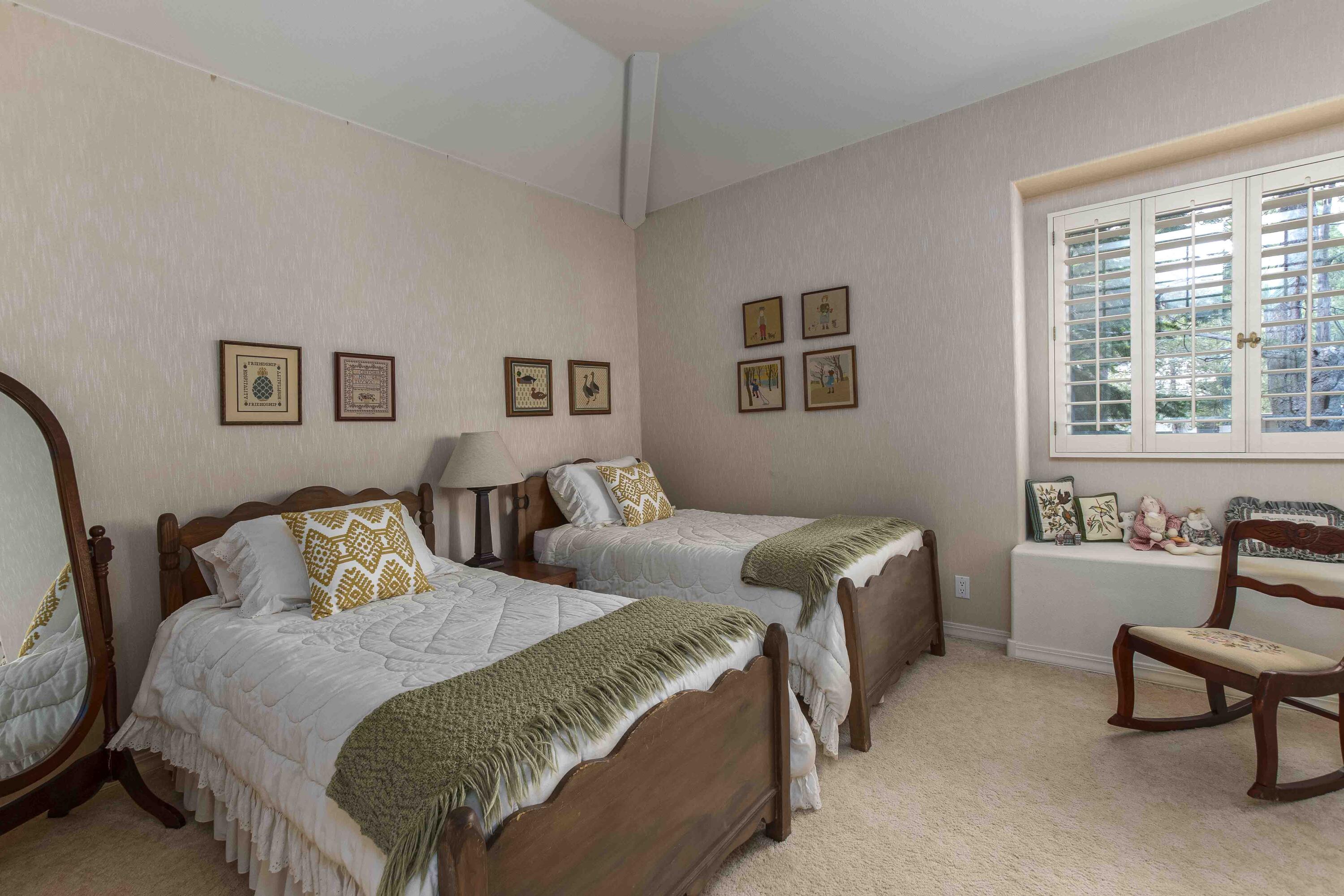 Fairway Crest Village - Residential