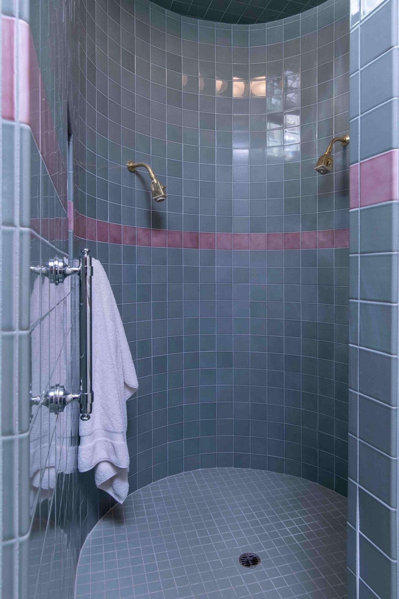 Fairway Crest Village - Residential