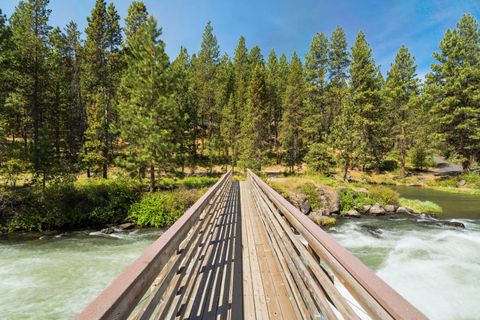 Tiny photo for 53539 Kokanee Way, La Pine, OR 97739 (MLS # 220221573)