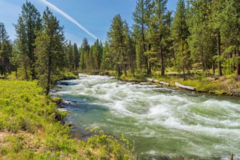 Tiny photo for 53539 Kokanee Way, La Pine, OR 97739 (MLS # 220221573)