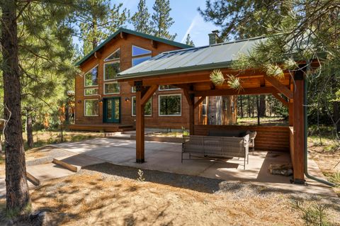 Tiny photo for 53539 Kokanee Way, La Pine, OR 97739 (MLS # 220221573)