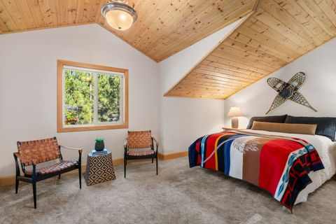 Tiny photo for 53539 Kokanee Way, La Pine, OR 97739 (MLS # 220221573)