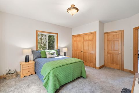 Tiny photo for 53539 Kokanee Way, La Pine, OR 97739 (MLS # 220221573)