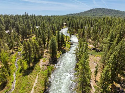 Tiny photo for 53539 Kokanee Way, La Pine, OR 97739 (MLS # 220221573)