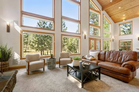 Tiny photo for 53539 Kokanee Way, La Pine, OR 97739 (MLS # 220221573)