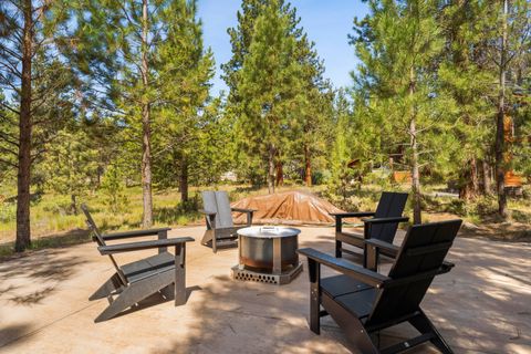 Tiny photo for 53539 Kokanee Way, La Pine, OR 97739 (MLS # 220221573)