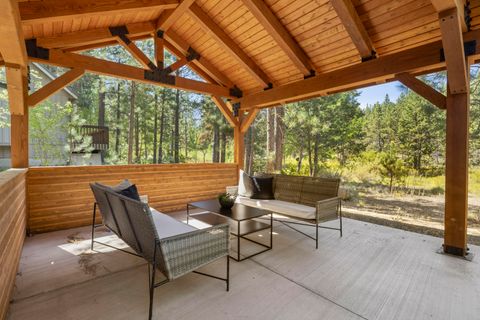 Tiny photo for 53539 Kokanee Way, La Pine, OR 97739 (MLS # 220221573)