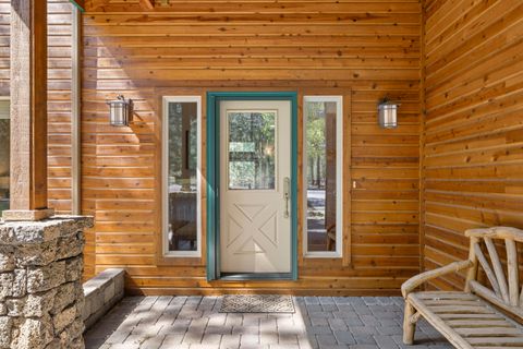 Tiny photo for 53539 Kokanee Way, La Pine, OR 97739 (MLS # 220221573)