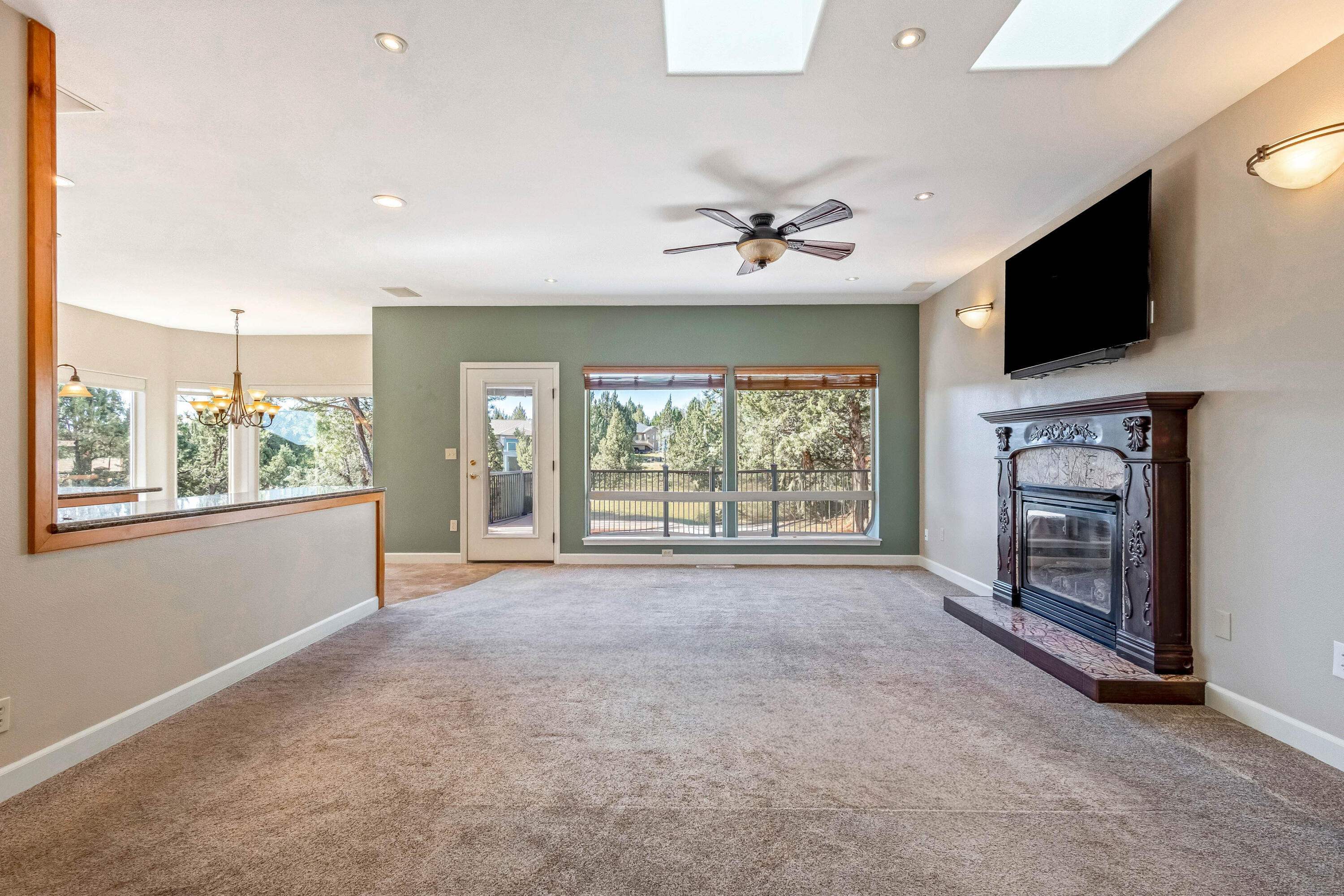 1065 Victoria Falls Drive