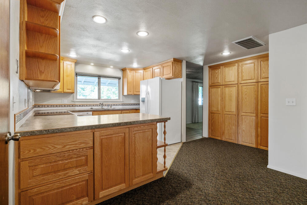 Country Gardens - Residential