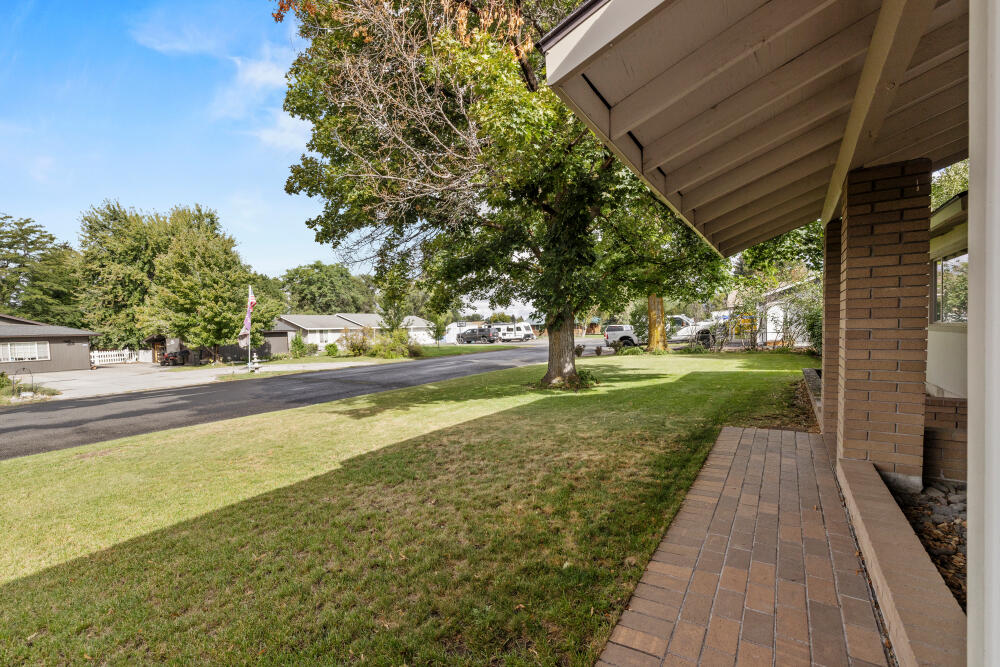Country Gardens - Residential
