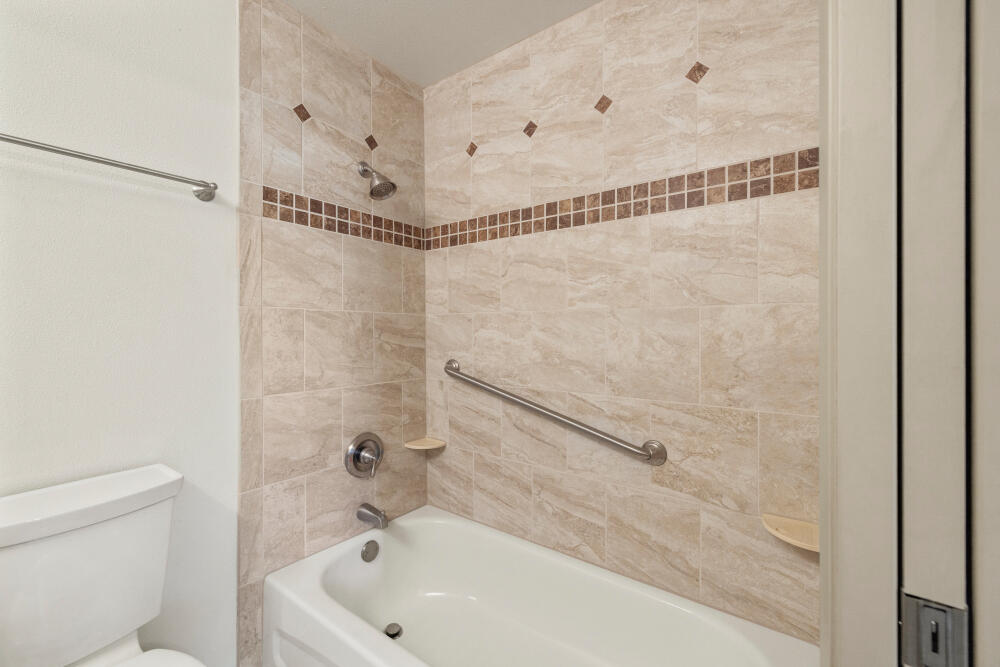 Country Gardens - Residential