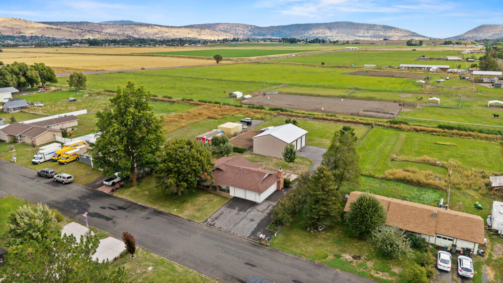 Country Gardens - Residential
