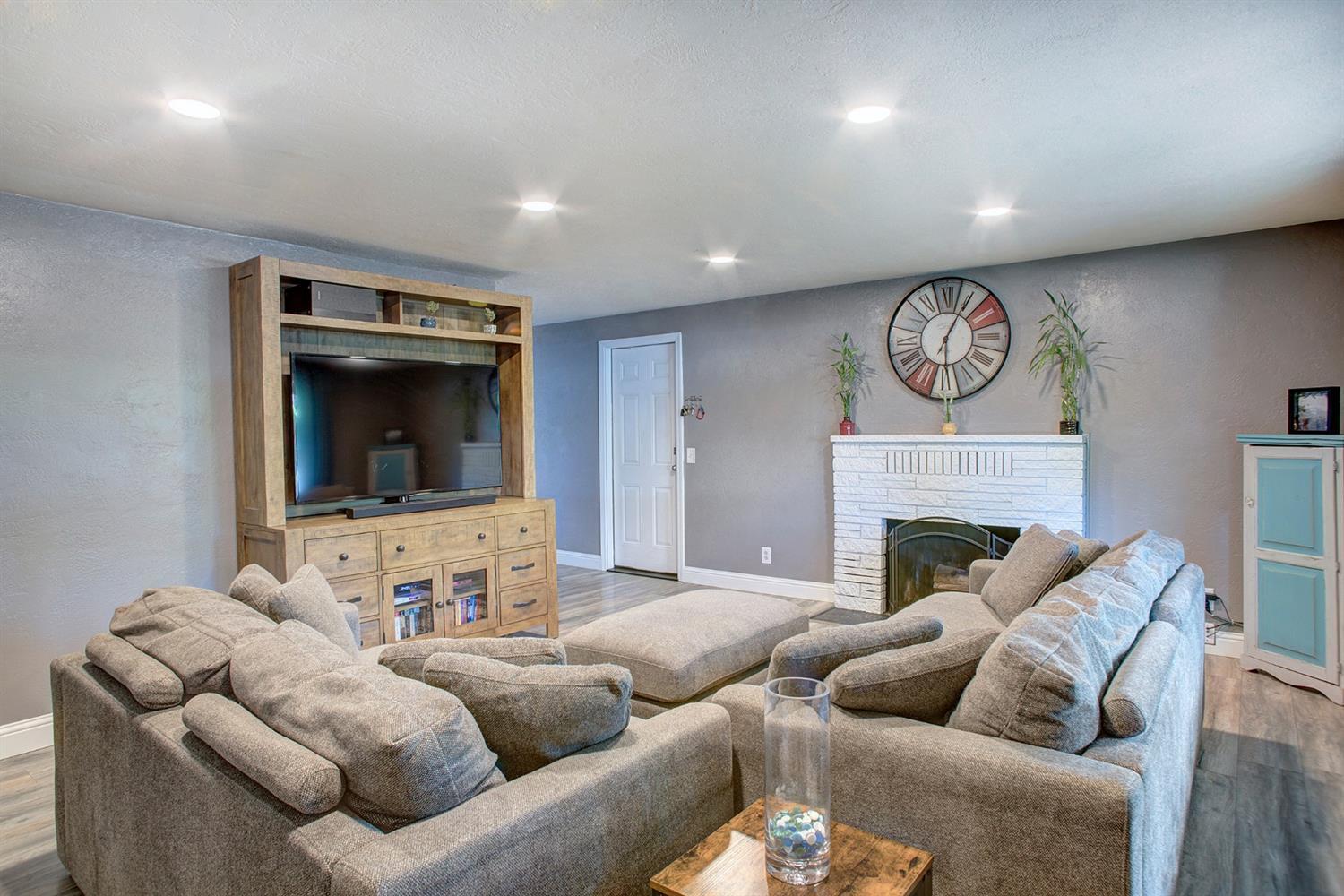 Crestview - Residential