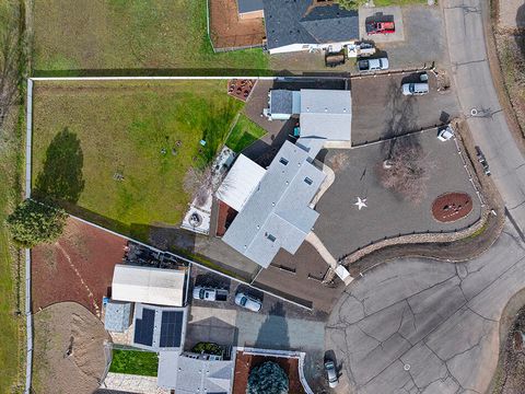 Tiny photo for 104 Hart Circle, Shady Cove, OR 97539 (MLS # 220215525)