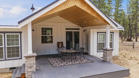 Tiny photo for 51795 Pine Loop Drive, La Pine, OR 97739 (MLS # 220221471)