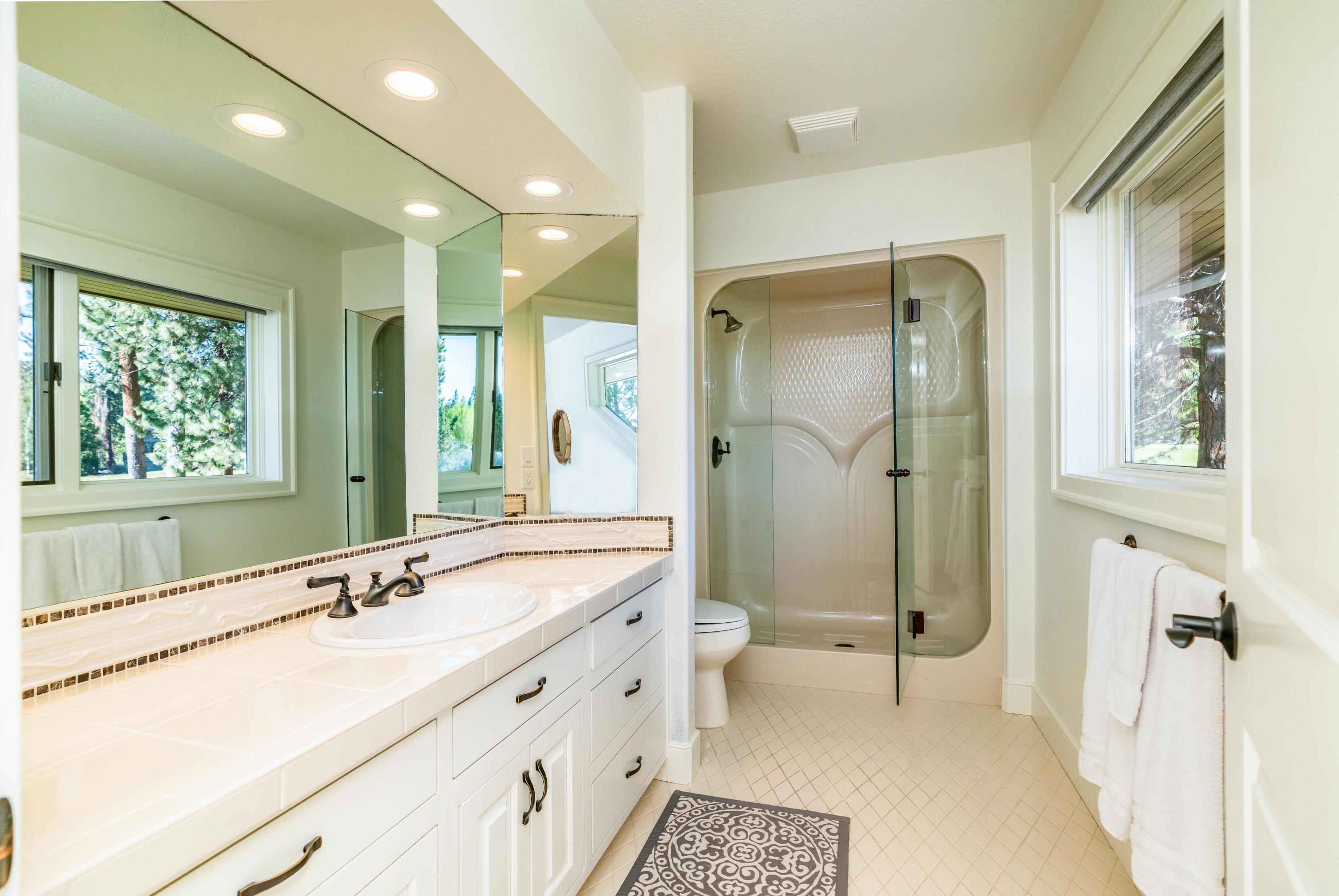 Broken Top - Residential