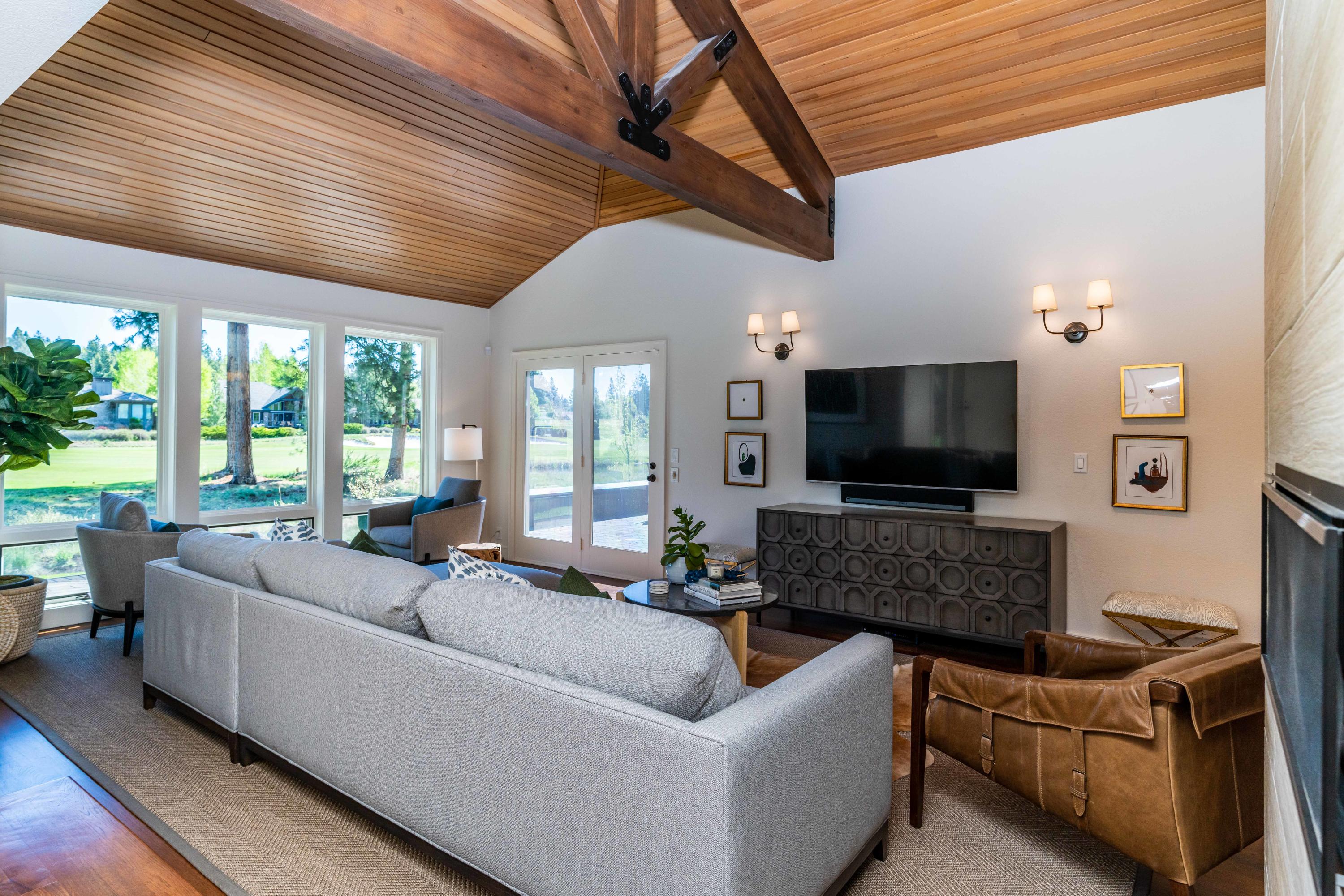 Broken Top - Residential