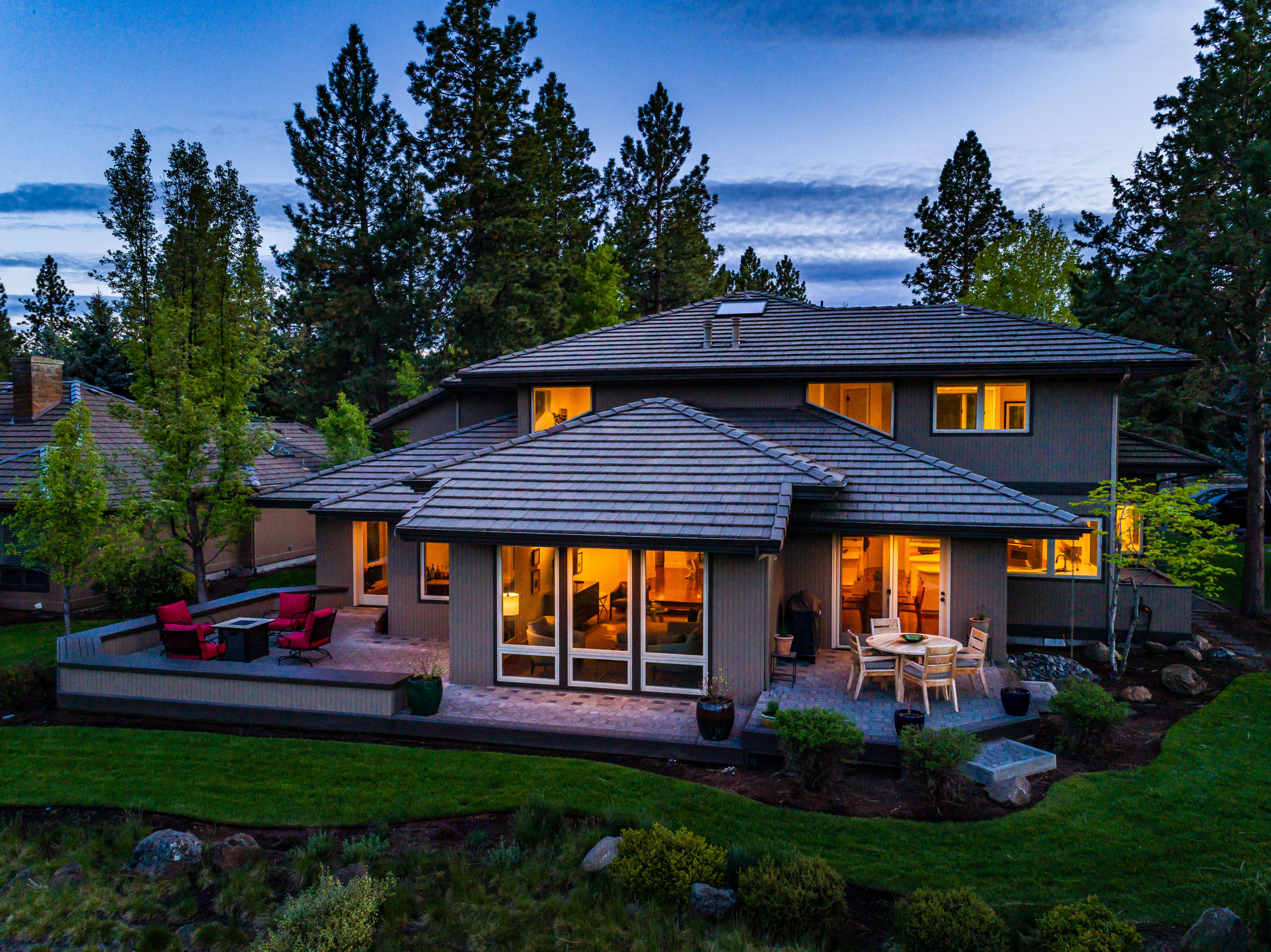 Broken Top - Residential