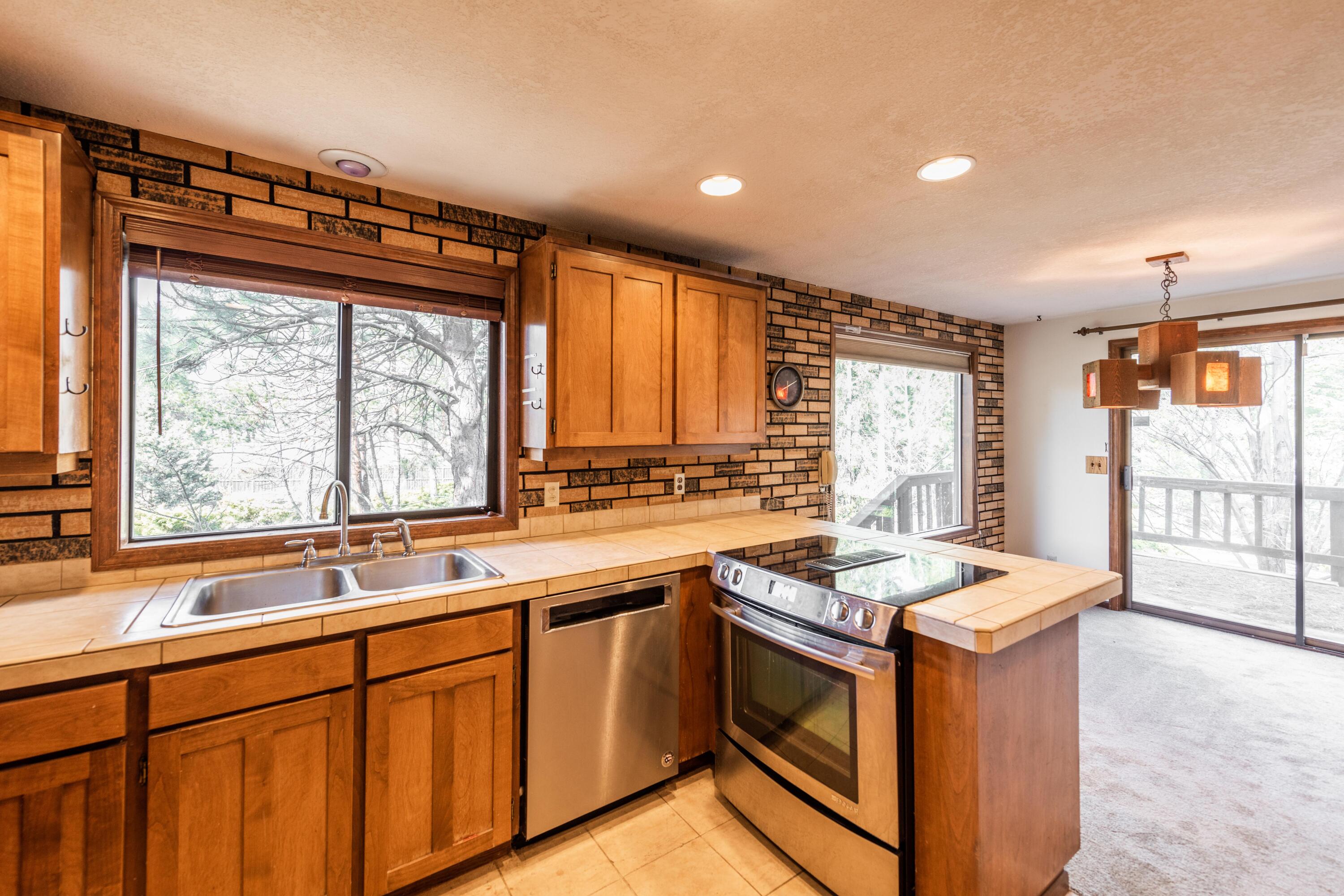 Woodside Ranch - Residential