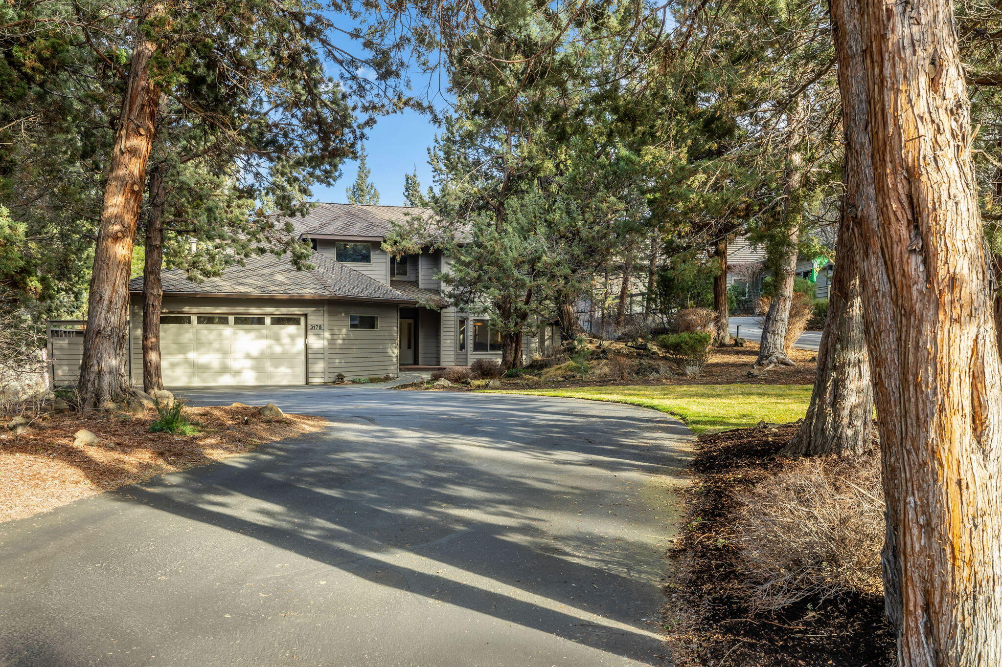 3178 NW Clubhouse Drive