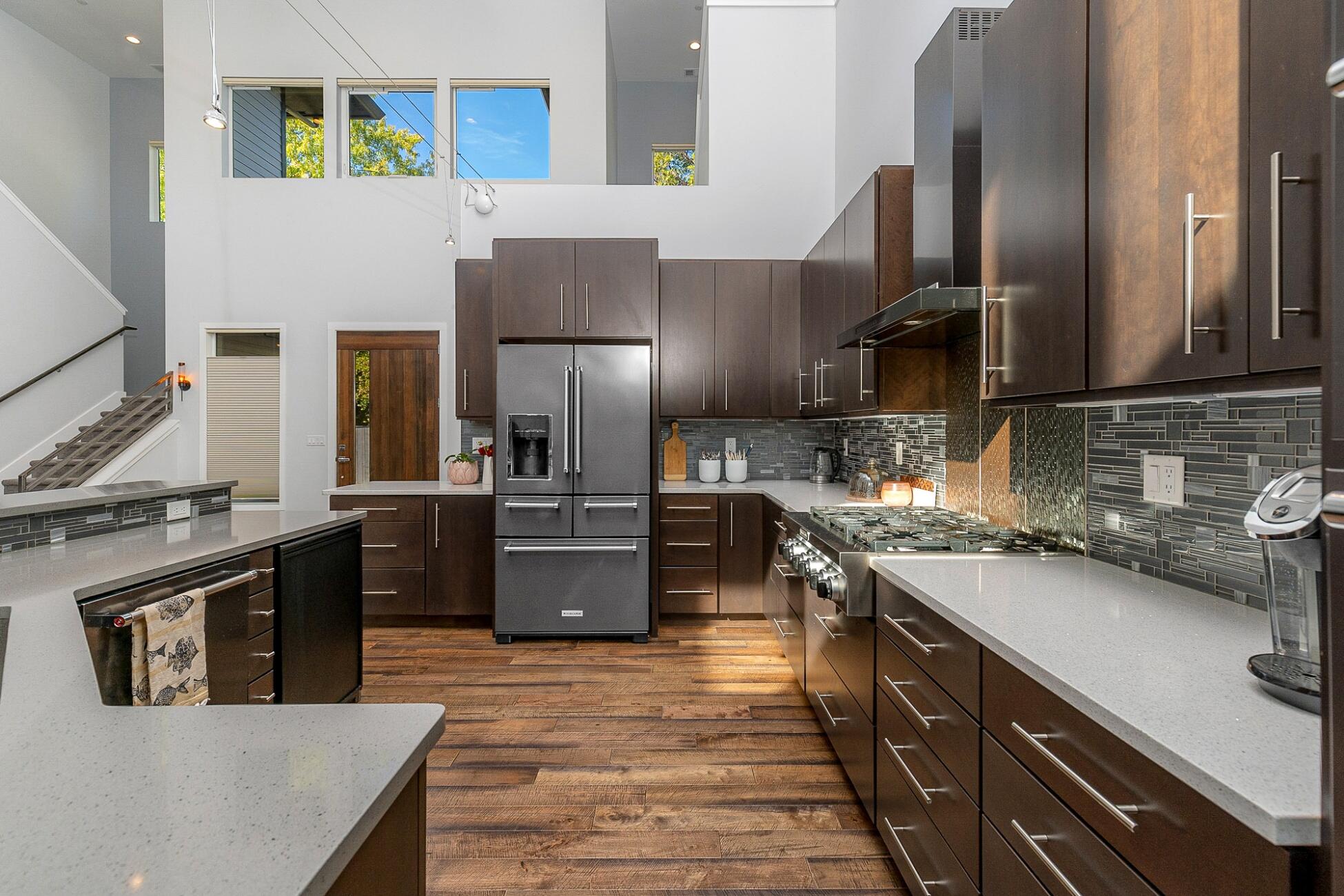 Cardwell Knoll - Residential