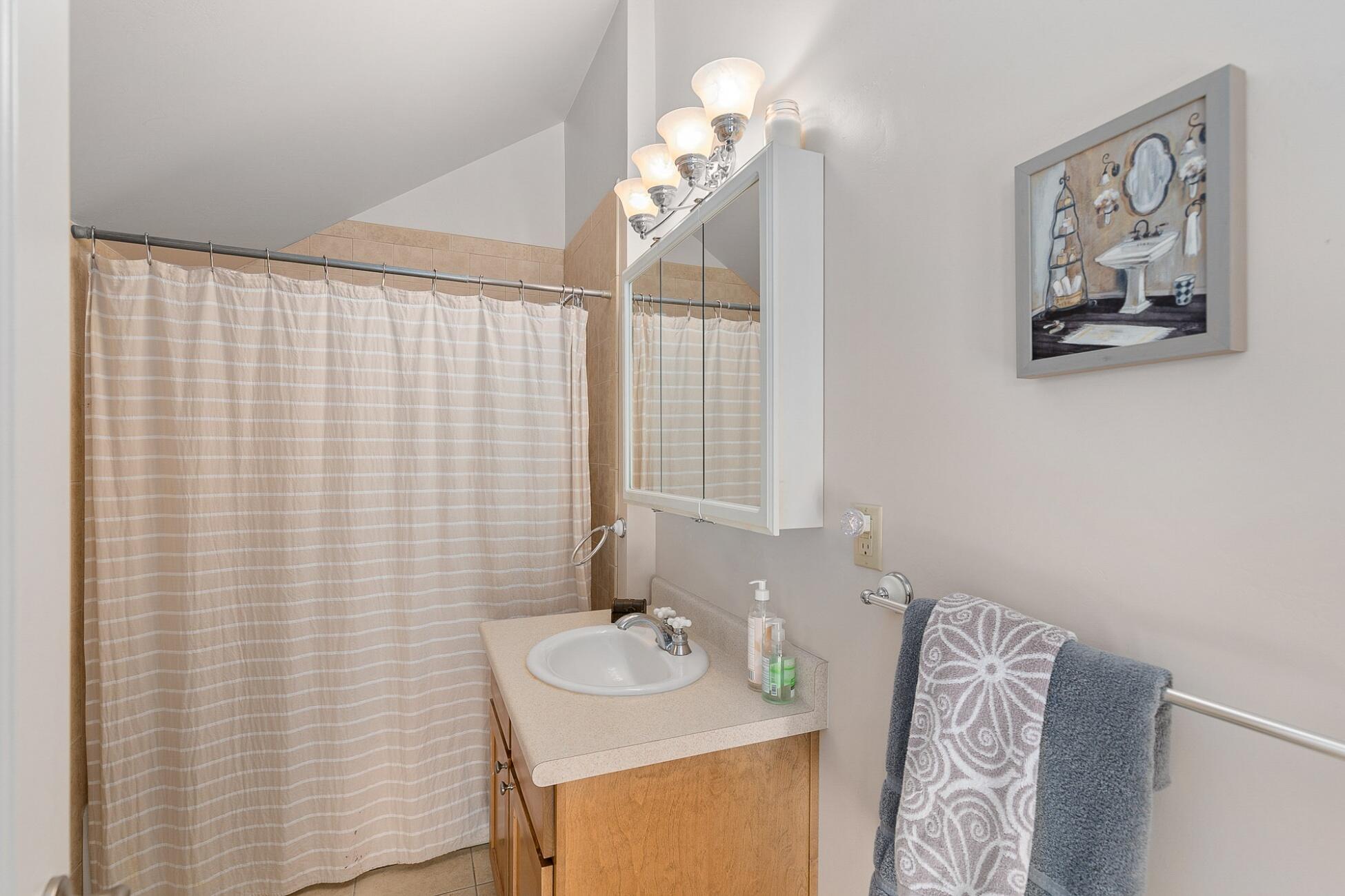 Cardwell Knoll - Residential